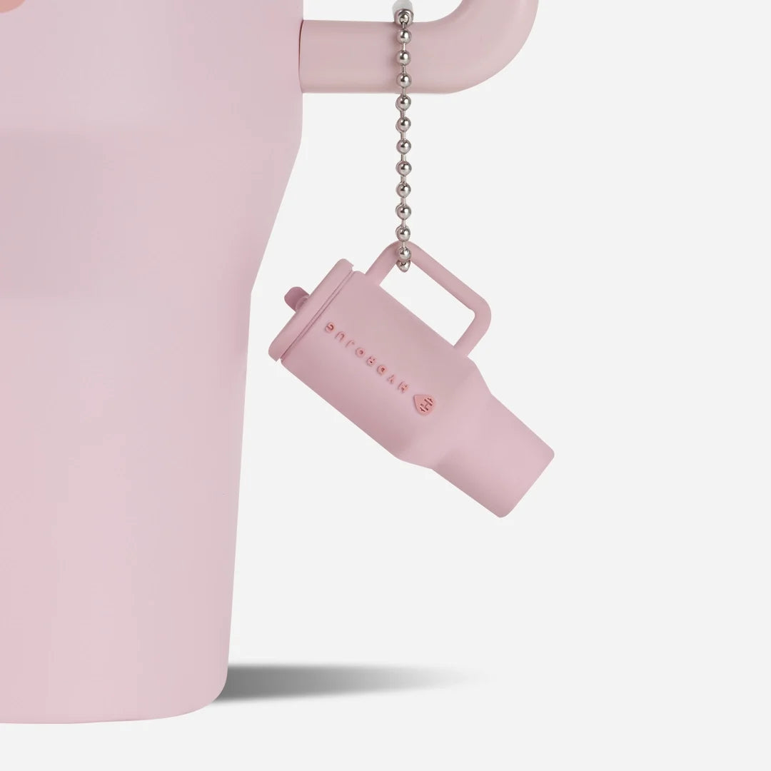 traveler-keychain-b3 Web-TravelerKeychainPhotos-PinkSand2.webp